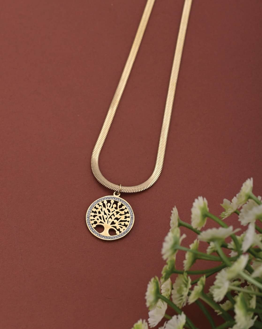 -1117Wx1400H-466285422-gold-