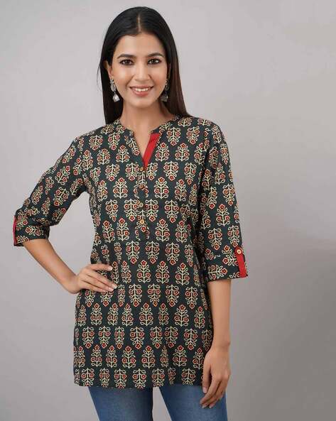 Cotton Square Neck Kurti with Contrast Piping by Anikkriti –