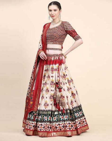 Woman's perfectly blended Tussar silk lehenga for festive season to charm  your look (RED) : Amazon.in: Clothing & Accessories