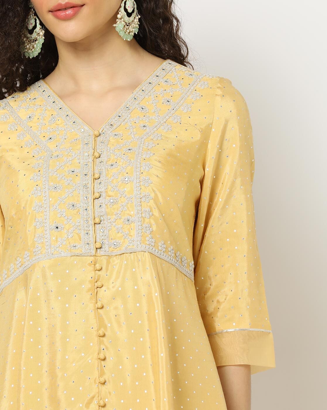Off white Dhanak Embroidered three piece With Dhanak Shawl –  www,femalechoice.pk