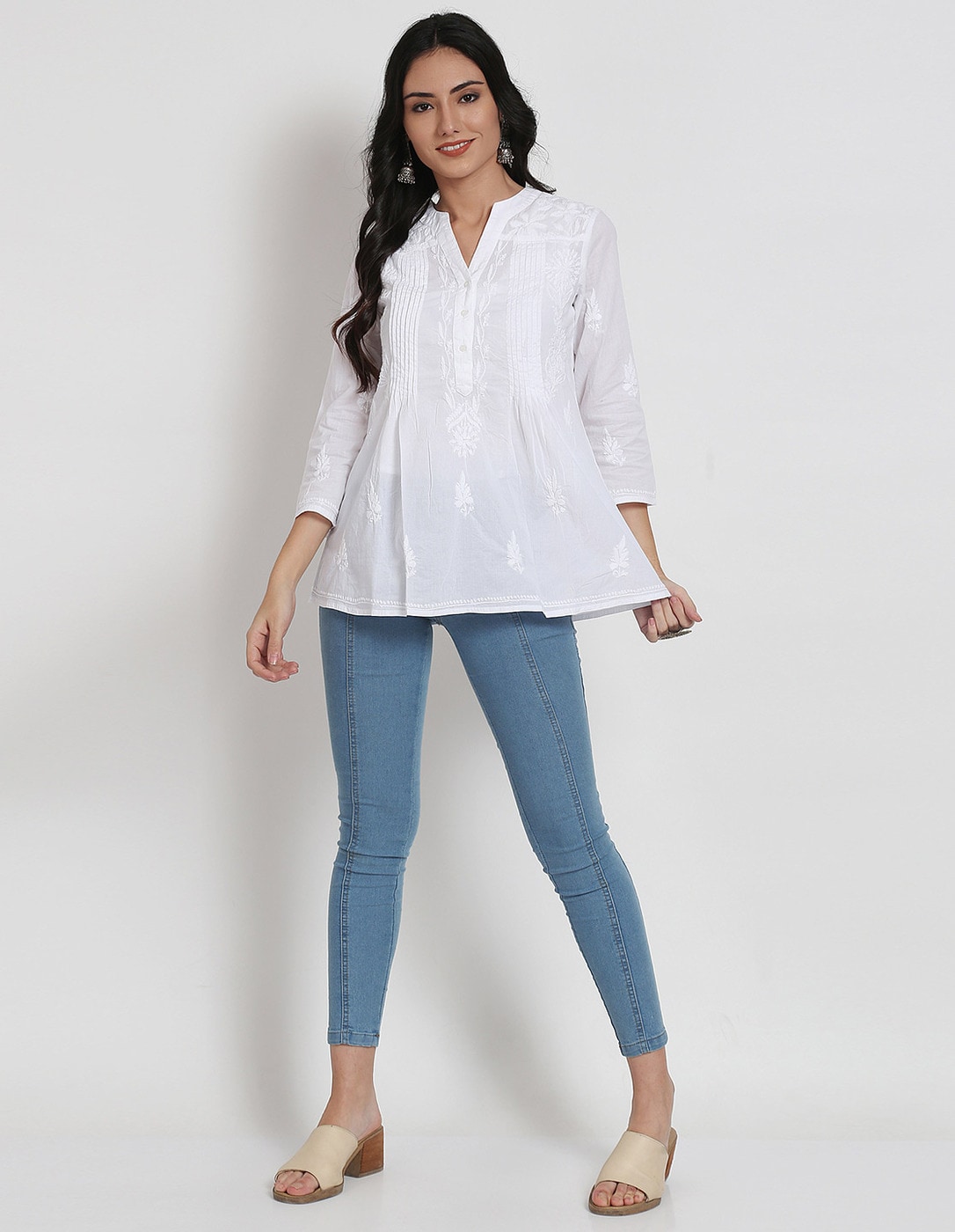 Buy White Kurtis & Tunics for Women by PARAMOUNT CHIKAN Online | Ajio.com