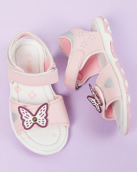 Pink sandals 2024 for baby girl