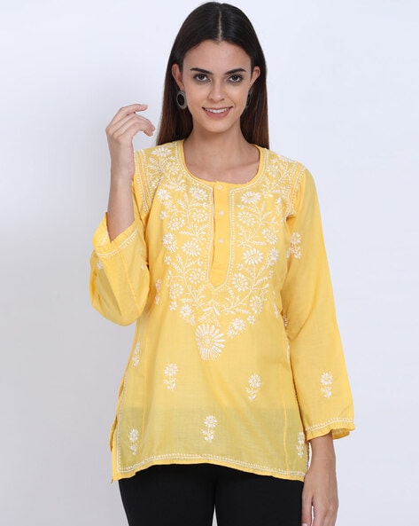 Buy online Yellow Chikankari Embroidered Short Kurti from Kurta Kurtis for  Women by Seva Chikan for ₹1529 at 32% off | 2024 Limeroad.com