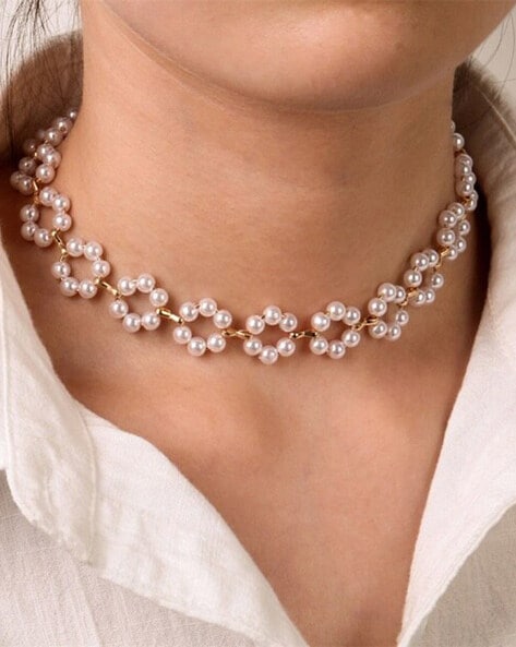FLORIA , FLOWER DESIGN ELEGANT REAL PEARL NECKLACE SET WITH MATCHING E –  www.soosi.co.in