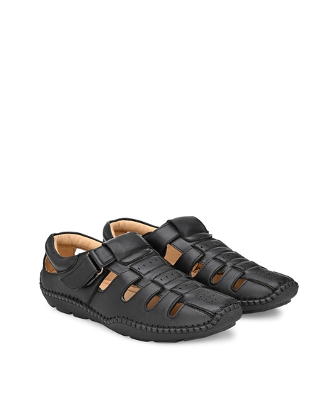 Buy Brown Sandals for Men by UNDERROUTE Online | Ajio.com