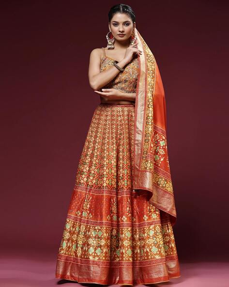 Golden dupatta for lehenga online best sale