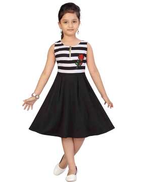 Girls ki outlet frocks