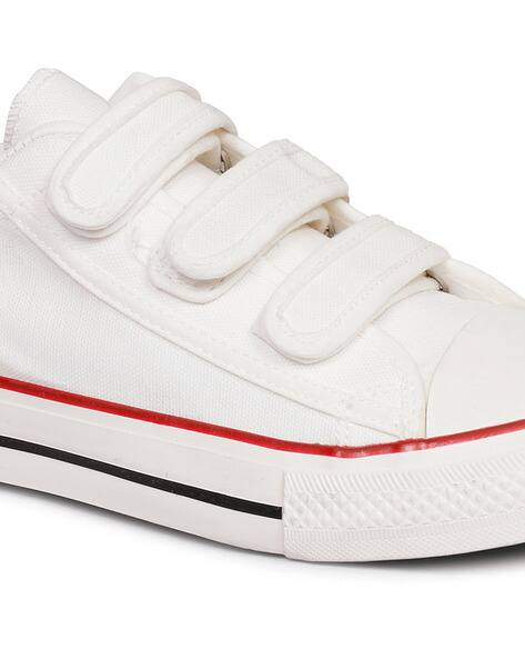 Buy White Sneakers for Men by CIPRAMO SPORTS Online