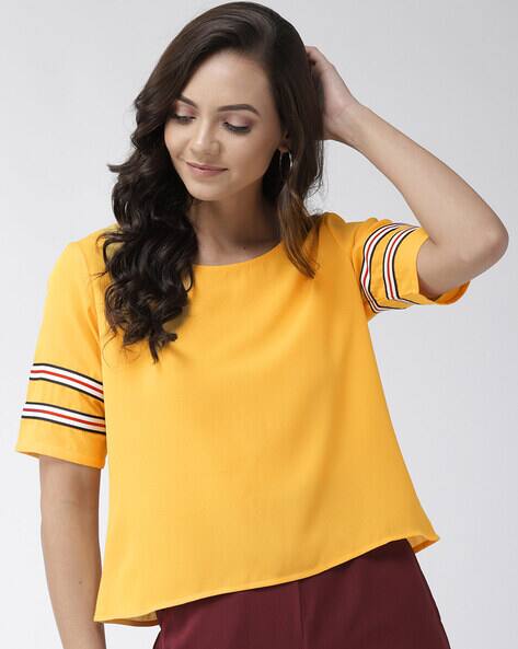 Style Quotient Fitted Top with Contrast Stripes