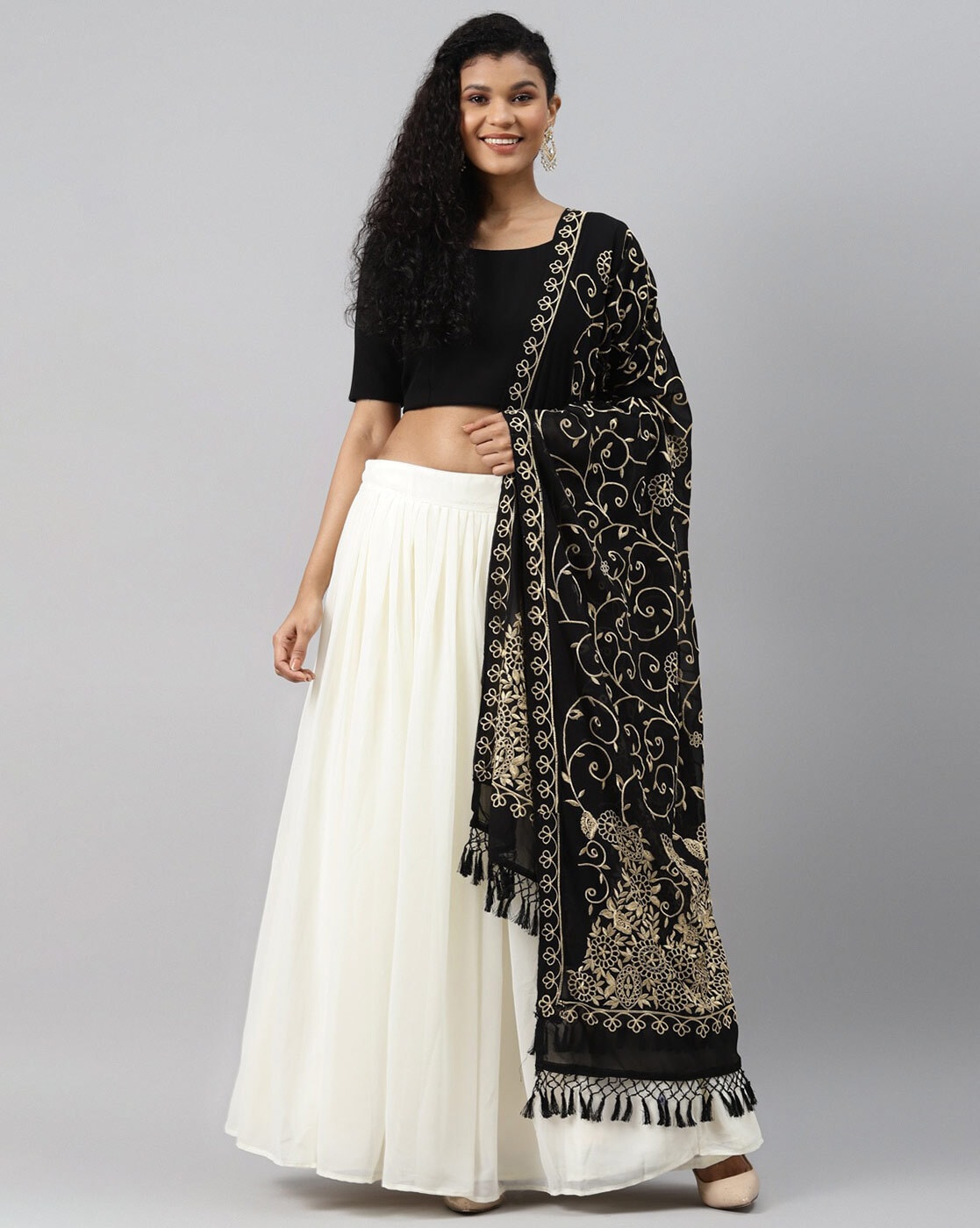 Trending Black/white Lehenga Choli for Women Georgette Sequins Embroidered Lehenga  Choli Wedding Lehenga Choli Made to Measure Lehenga Choli - Etsy