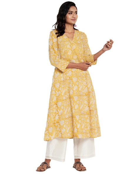 Angrakha kurta sale fabindia