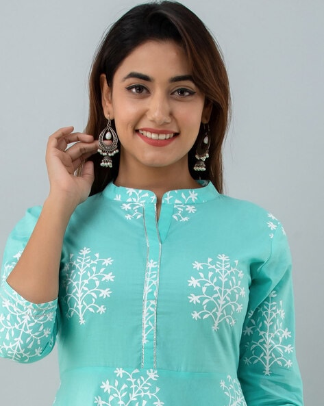 Buy Aarika Womens Green Color Cotton Embroidery/ Printed kurti Online at  Best Prices in India - JioMart.