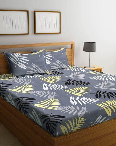 KLOTTHE  210 TC Leaf Print Cotton Double Bedsheet with 2 Pillow Covers