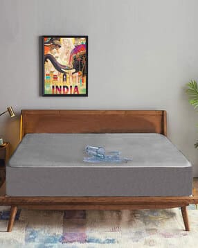 Ultra Soft Terry Queen Size Waterproof Mattress Protector