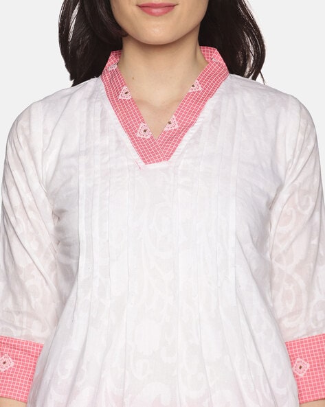 Amazon.com: Vrnda Indian Cream White Chikankari Cotton Kurtis For Women  Summer Dress Tunic Top Pant Set Pakistani Salwar Suit- Kameez (M-White) :  Clothing, Shoes & Jewelry