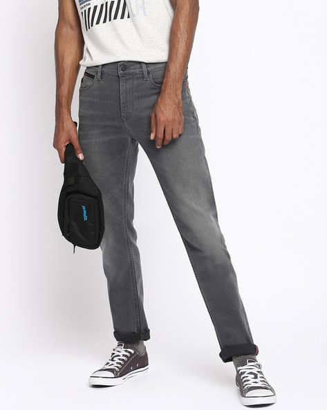 Lee Mid-Rise Straight Jeans