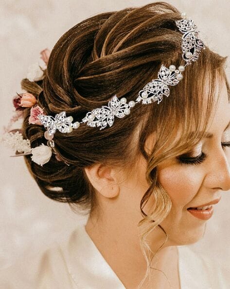 Pin by Chelsea Ryan on wedding 2019 | Black wedding hairstyles, Natural wedding  hairstyles, Bridal hair and makeup