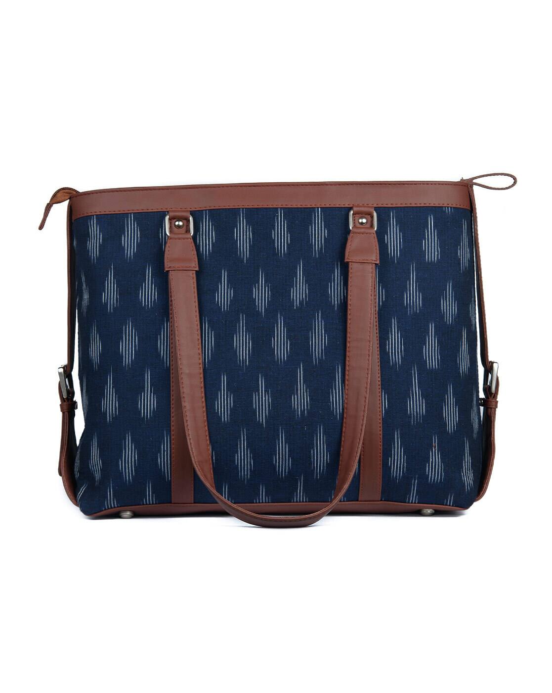 -1117Wx1400H-463973787-blue-