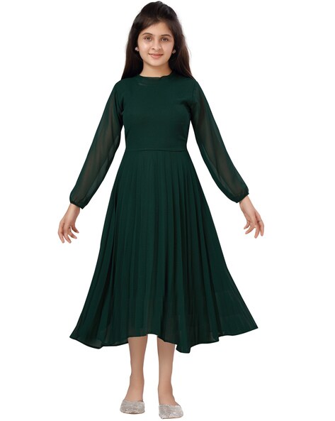 Girls in shop green dress