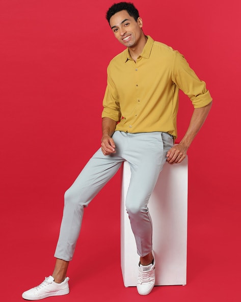 Mustard Short Sleeve Shirt with White Pants Outfits For Men (19 ideas &  outfits) | Lookastic