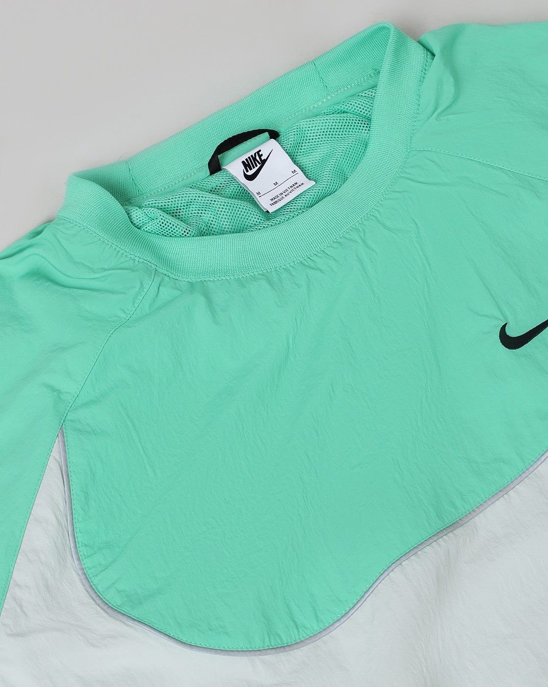 Mint color nike outlet shirt