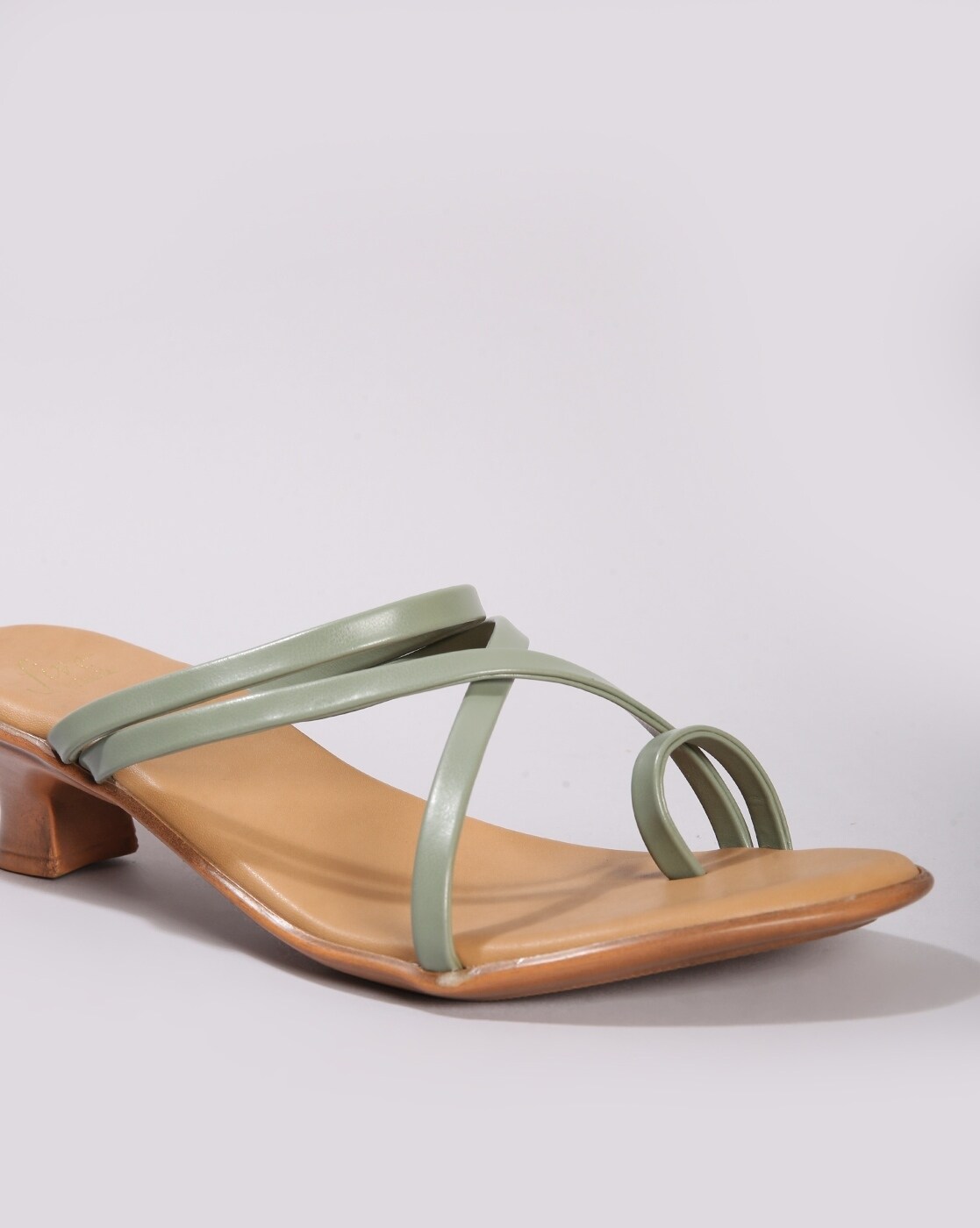 Evenise sandal on sale