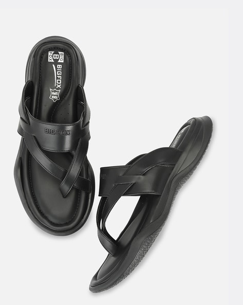 Toe ring discount sandals for men