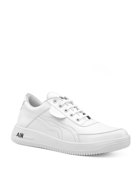 White sales ups sneakers