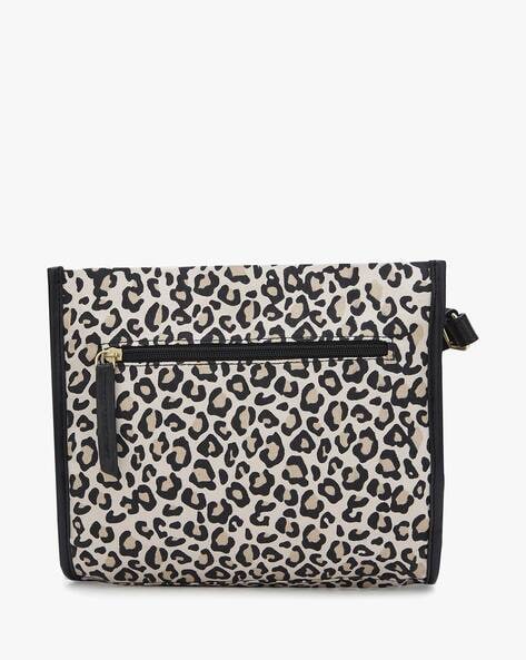 I base my fashion sense on what doesn't itch. | Animal print bag, Fendi  peekaboo bag, Favorite handbags