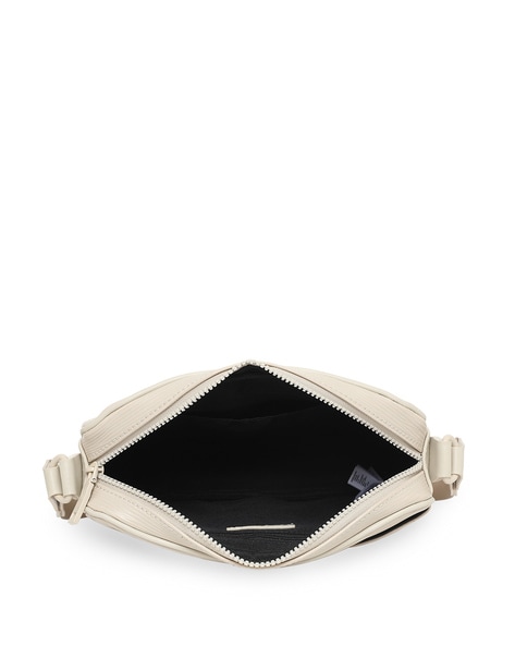 Béis The Belt Bag in Beige