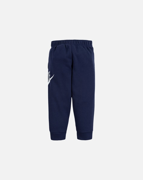 Boys navy best sale nike joggers