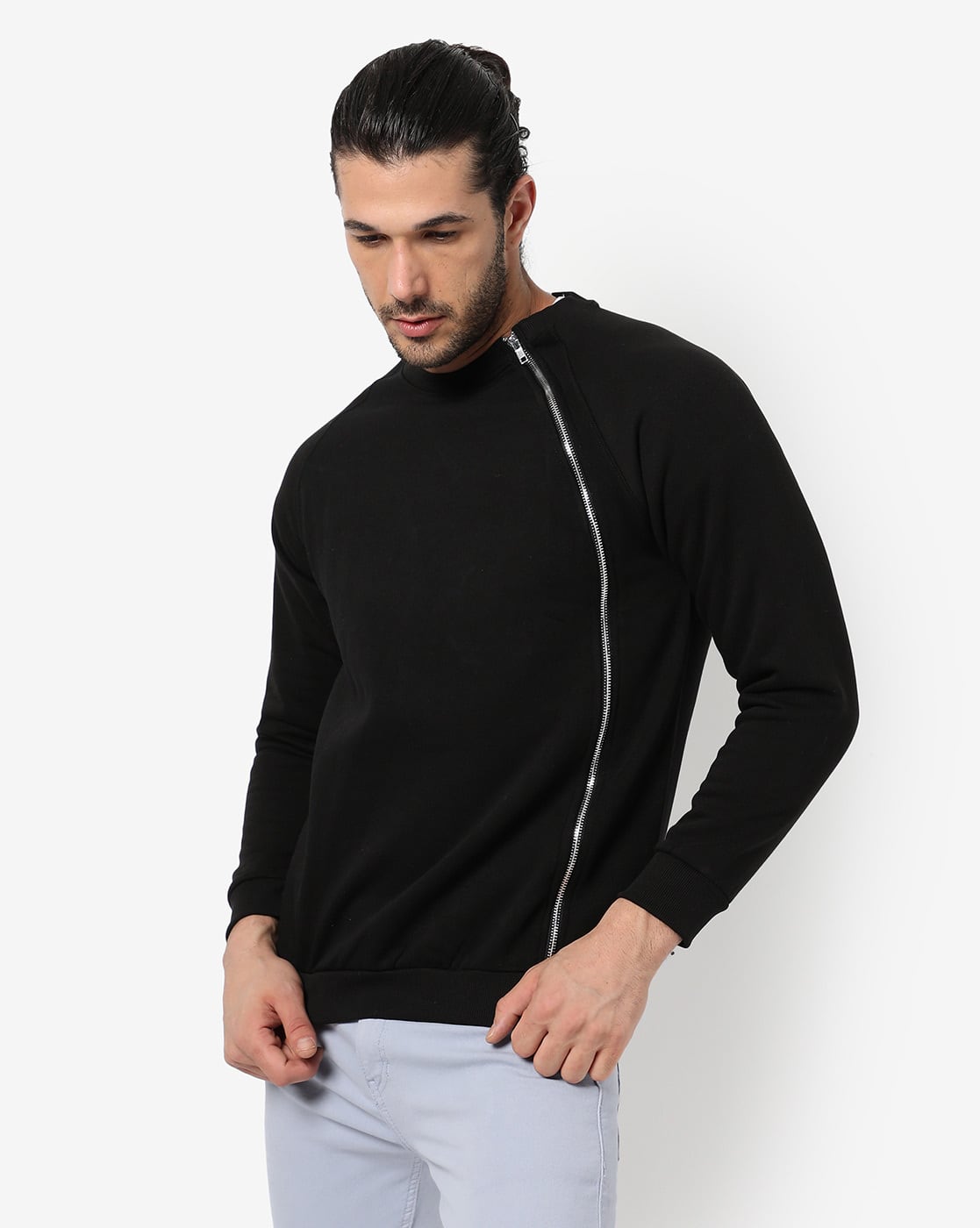 -1117Wx1400H-464872293-black-