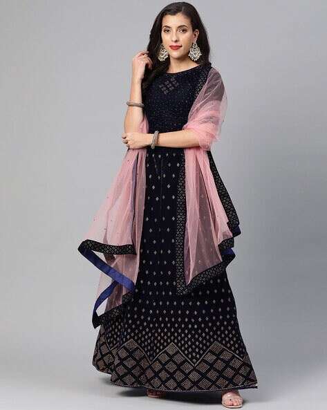 Net #Kurta #Churidar Set from Reliance Trends! Brighten the #Festivities |  Festive winter, Women, Winter collection