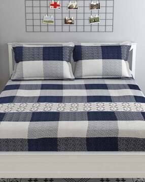 Geometrical Print King Size Bedsheet with 2 Pillow Covers