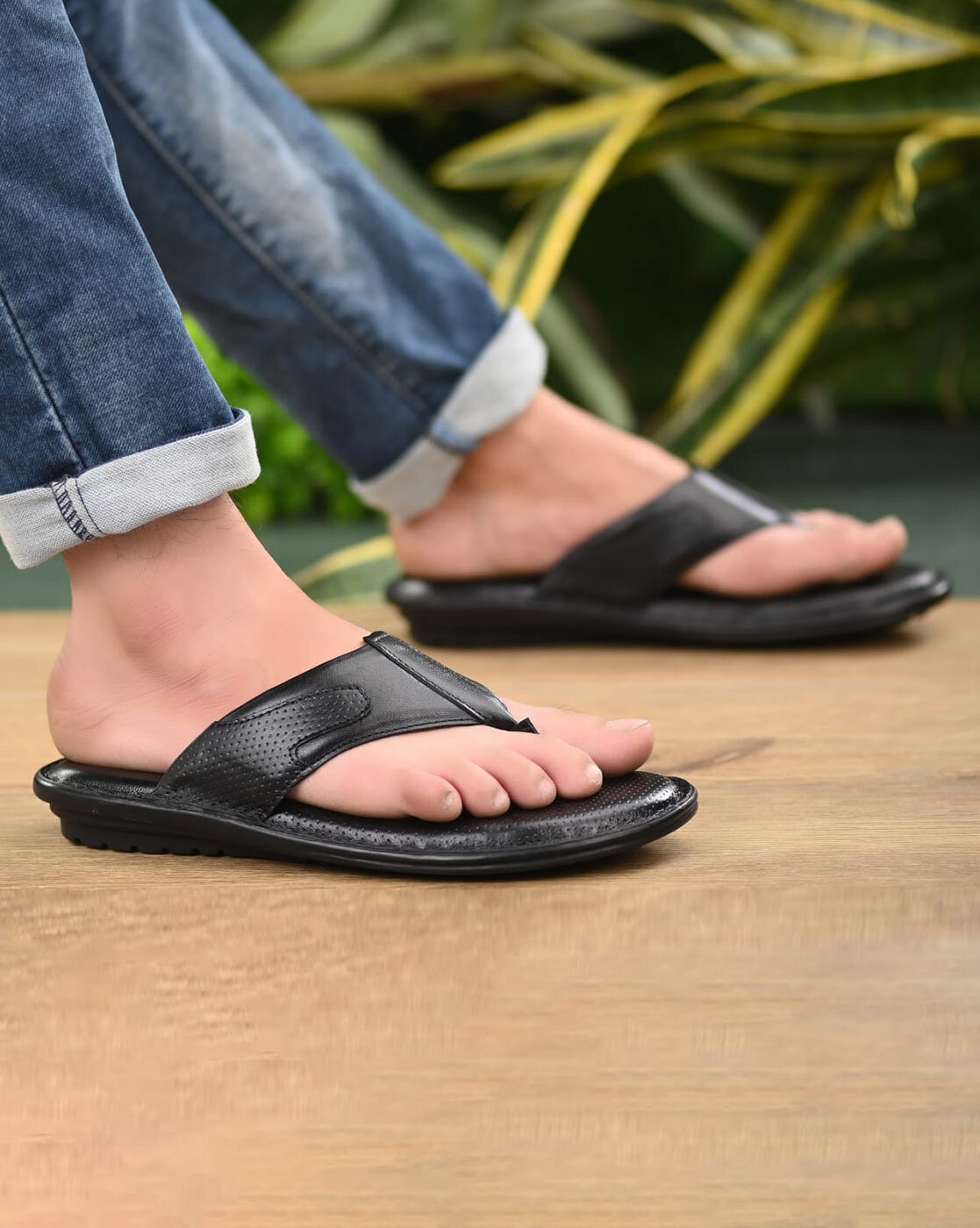 Buy Black Flip Flop & Slippers for Men by MONDAIN Online