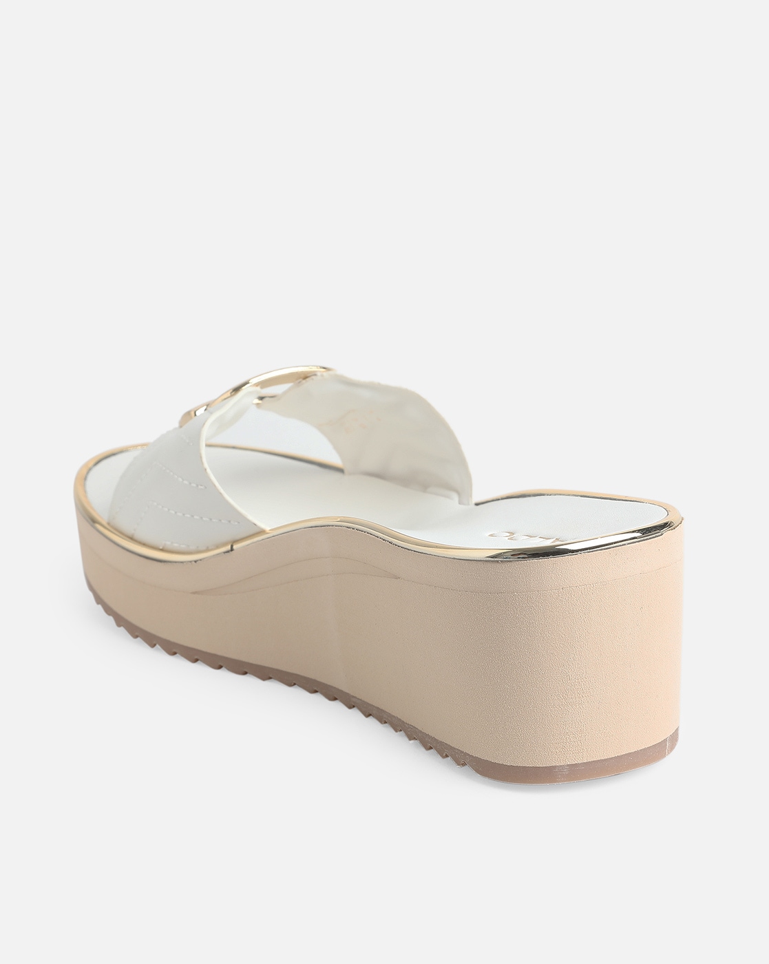 ALDO White Wedge Sandals, Women's Fashion, Footwear, Wedges on Carousell