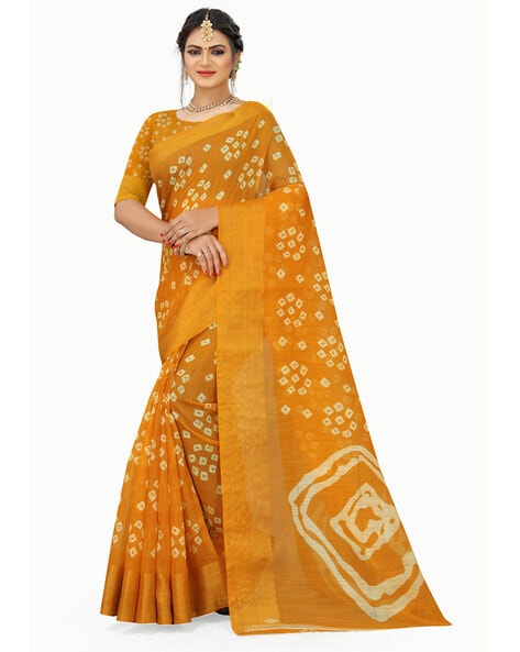 Buy Red Bandhani Saree With Weave Detail And Unstitched Blouse Piece Kalki  Fashion India