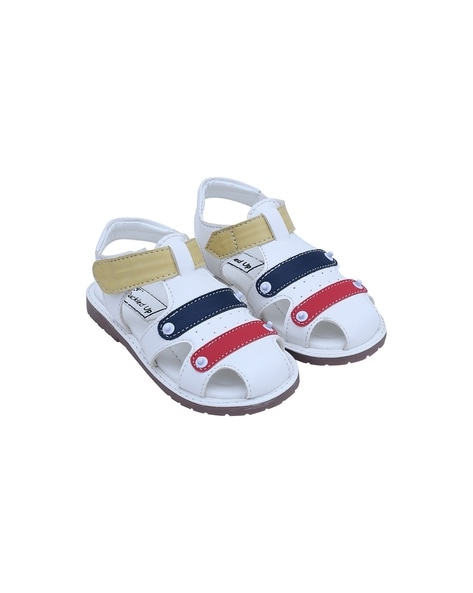 Flat Sandals with Velcro Fastening