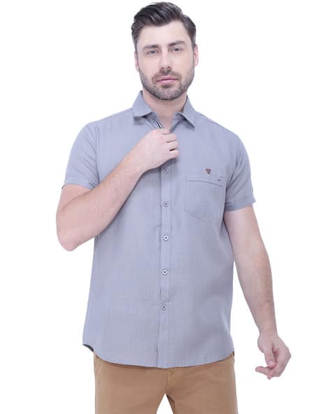 Men Slim Fit Shirt with Patch Pocket
