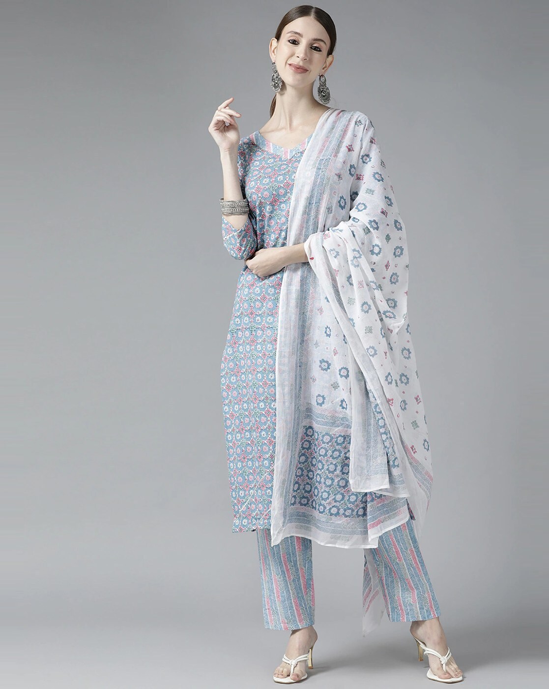 Yufta - Buy Yufta Brand Clothing Online @ Best Price | Myntra