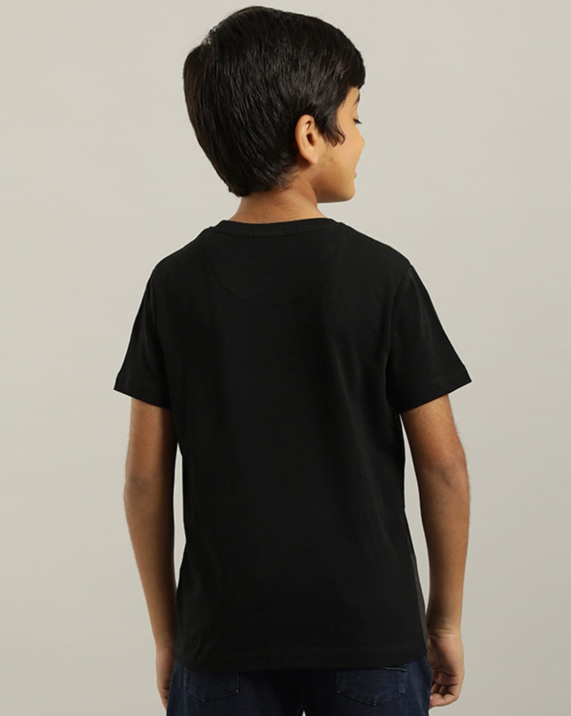 Black t outlet shirt online india