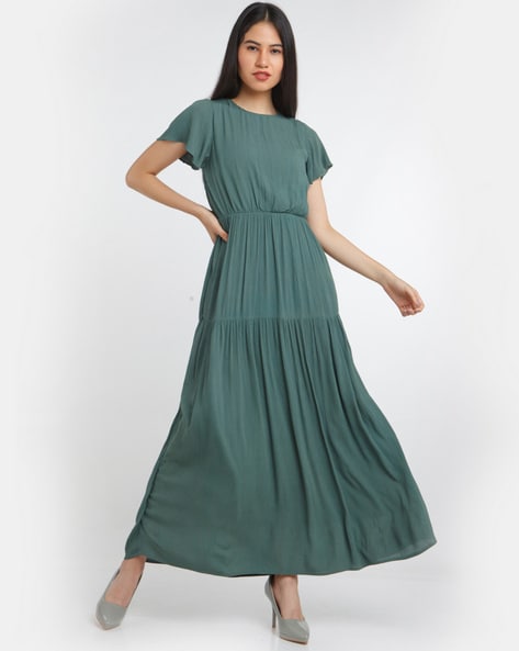 Green Sleeveless Maxi Dress | Olive maxi dress, Maxi dress, Green formal  dresses