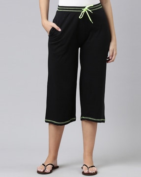 Jcpenney hot sale black capris