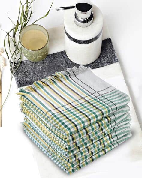 KLOTTHE Set of 7 Checked Bath Towels with Tassels