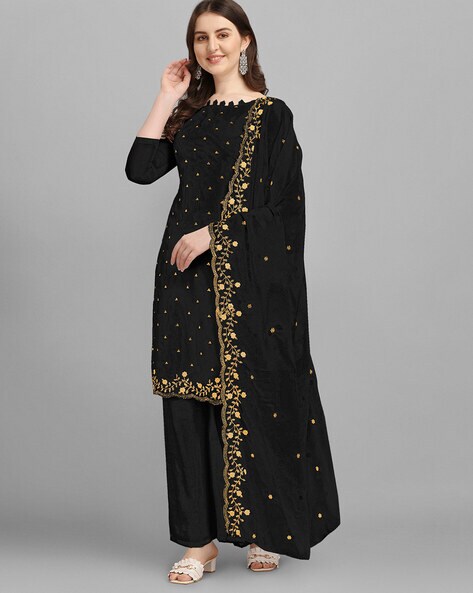Indian Black Wedding Wear Gown at Rs 900 in Surat | ID: 15504830473
