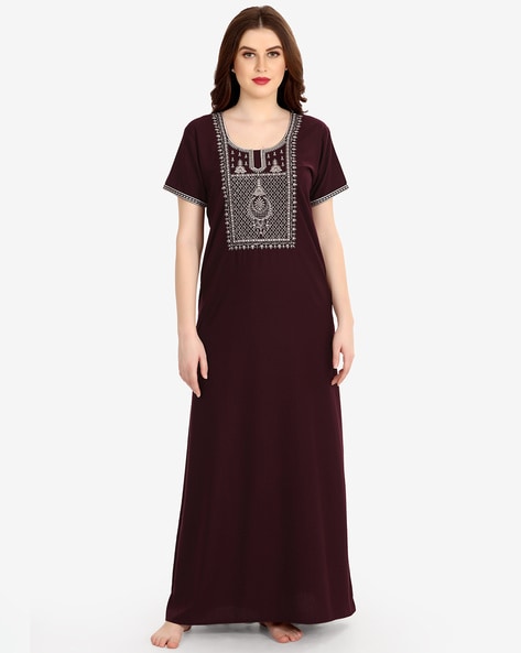 Sand Dune Embroidered Round-Neck Nightie