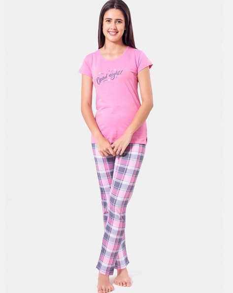 Typographic Print T Shirt Pyjamas Set