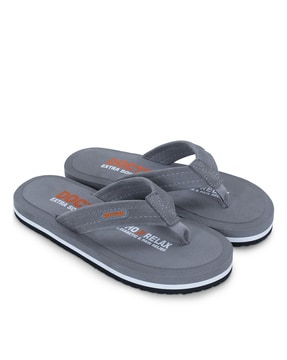 Skechers relaxed fit flip best sale flops mens