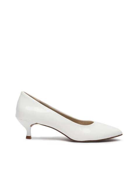 Buy white pumps hotsell