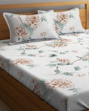 300 TC Floral Print King Size Bedsheet with Pillow Covers